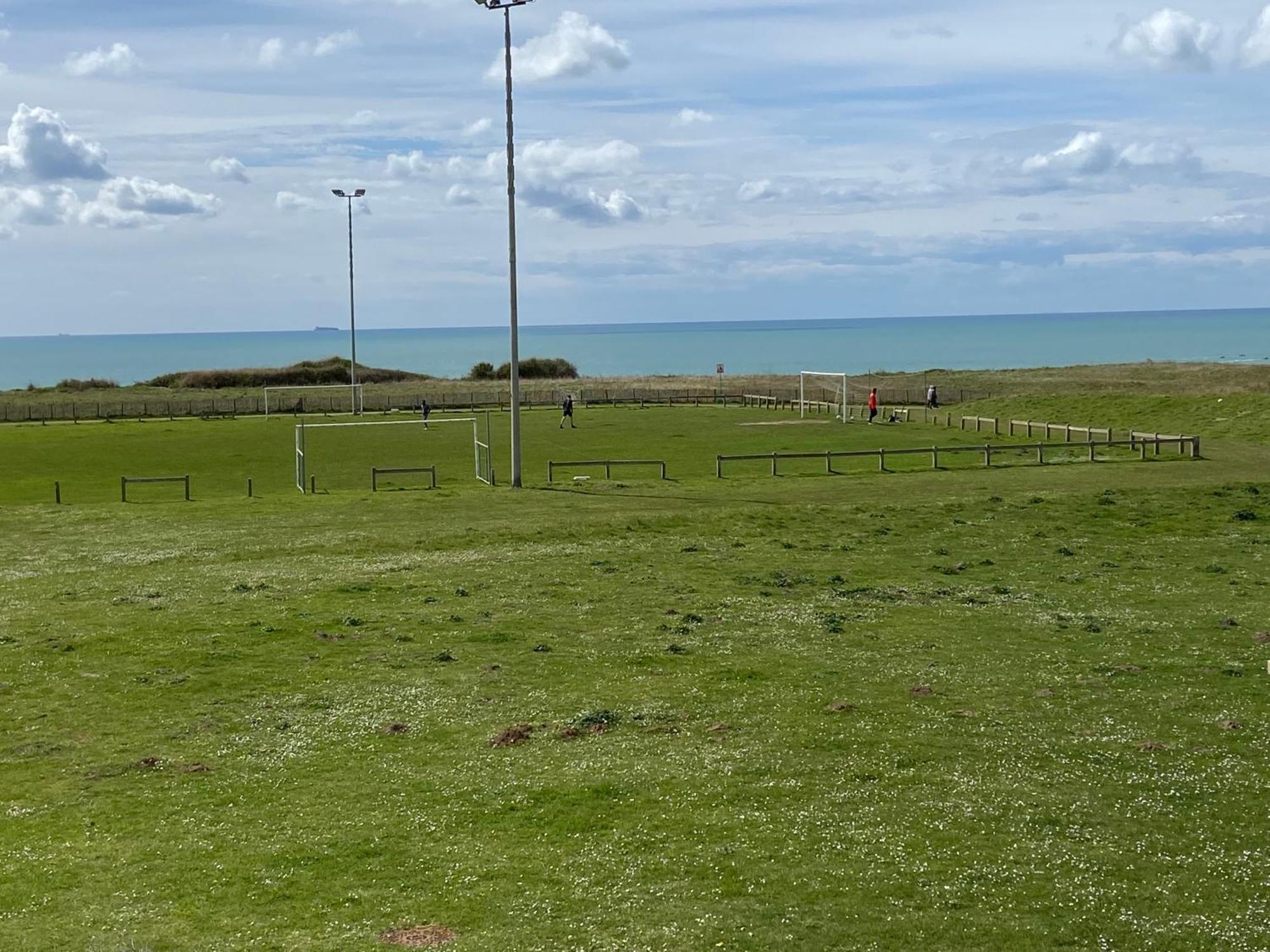 Brise De Mer Sur La Naturelle, Studio A Wimereux , Parking Екстериор снимка